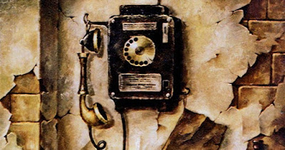 Primeros teléfonos públicos. Teléfonos antiguos.