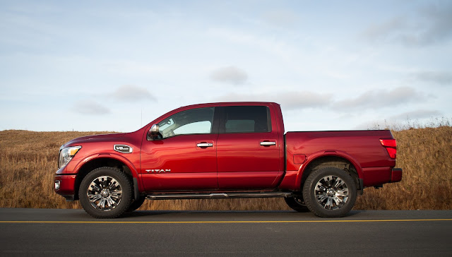 Titan 2017 Nissan Titan Platinum Reserve