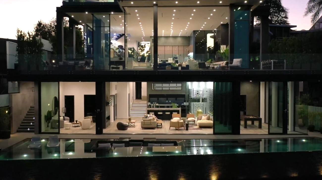 33 Photos vs. 2304 Donella Circle, LA, CA vs. Luxury Mansion Interior Design Tour