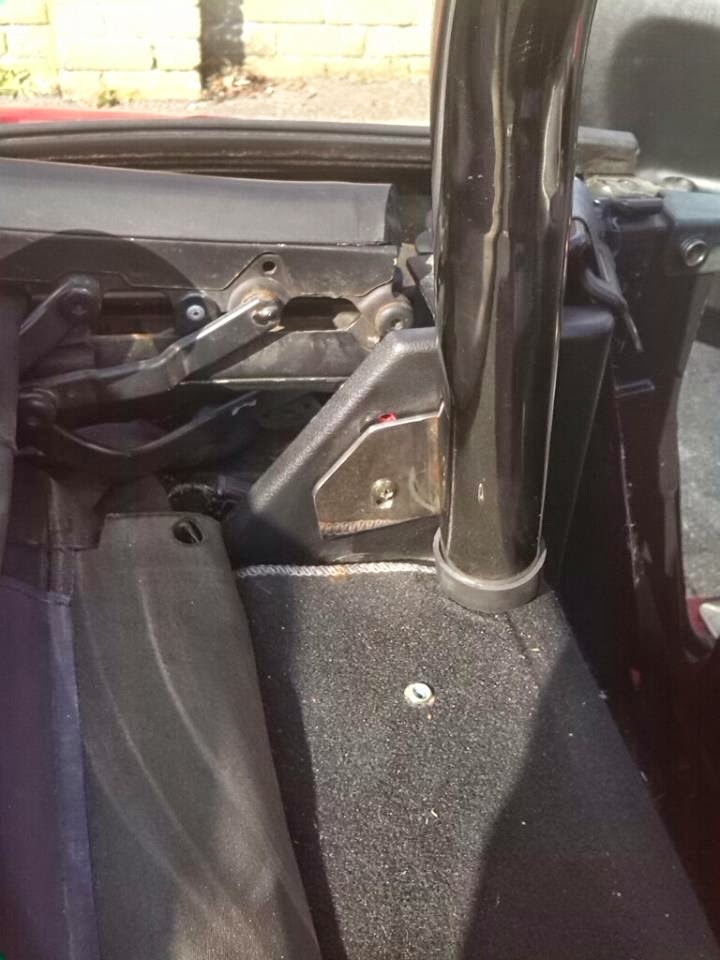 Fitting a Roll Bar MX5 Mk1 and Mk2