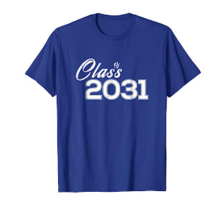 Funny Class of 2031 Grow With Me T-Shirt Back to School Gift Funny Class of 2031 Grow With Me T-Shirt Back to School Gift