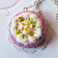 Cream and fruit cake necklace