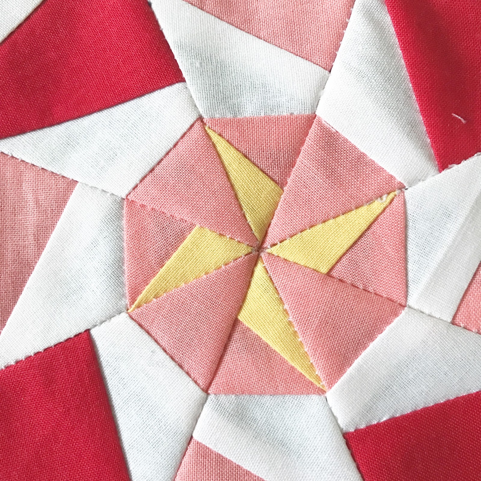 Saw Blade Mini Quilt + Your Free August 2017 Calendar Threadbare