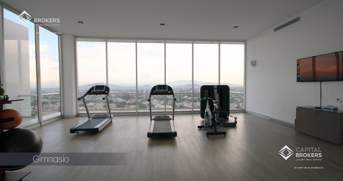 Tour Penthouse In Central Park, Guadalajara vs. 22 Interior Design Photos