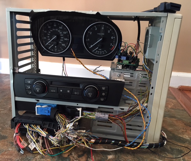 BMW CAN bus, I/Kbus,and various other electronic stuff: E90 Test bench