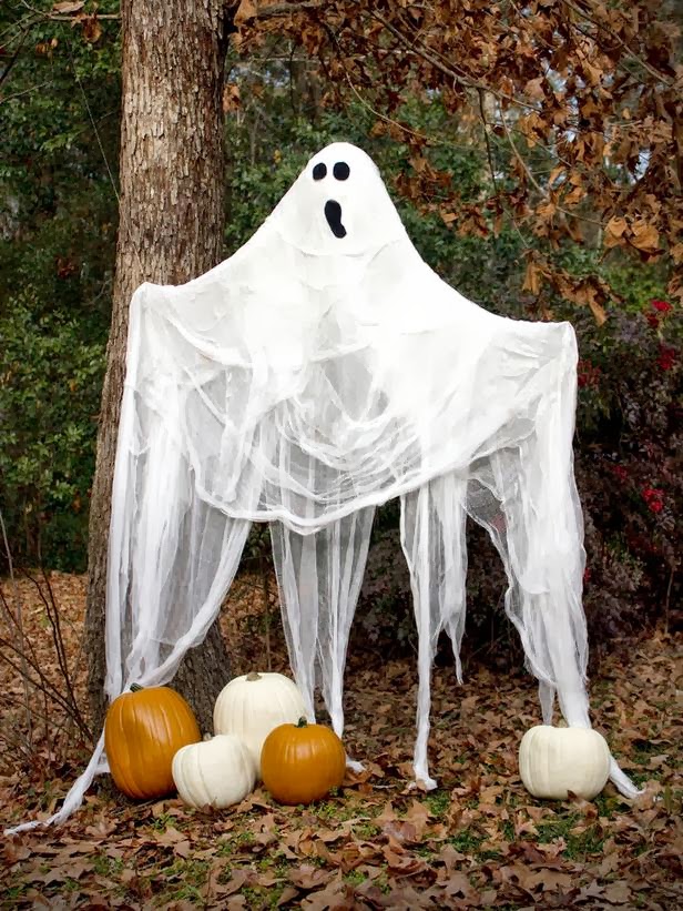 DIY Floating Ghost Decoration. - Oh My Fiesta! in english