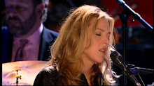 Diana Krall performs “Maybe You’ll Be There" live in Paris with Paris Symphony Orchestra 2001.