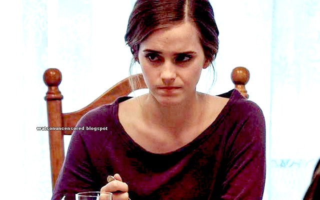 prosječan Somatska ćelija časopis  Emma Watson: New picture of Emma Watson in 'The Circle'