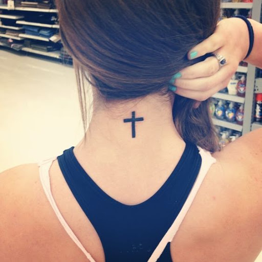 Atraente Cruz pescoço tatuagem - projeto e ideia