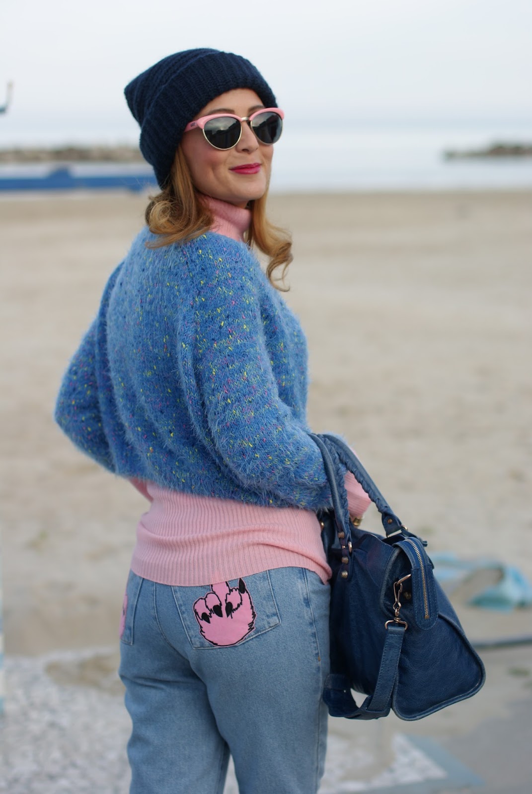 Mom patched jeans from the raggest priest and f*ck you patch on Fashion and Cookies fashion blog, fashion blogger style