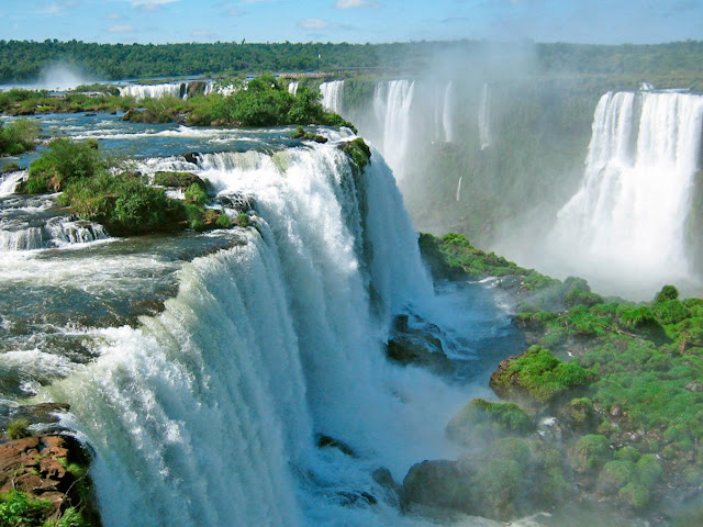 Las Cataratas de Igazu Las Cataratas de Igazu