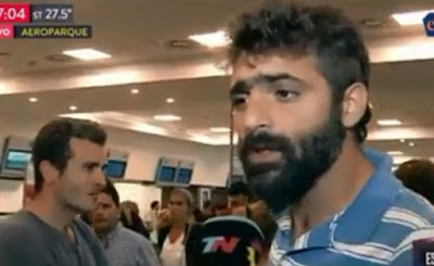 Conflicto en Aerolineas Argentinas: el gobierno de Cambiemos, absoluto responsable. Adeuda sueldos, jubilación, obra social y aún no firmaron paritarias. Usuarios apoyaron la lucha de los trabajadores, pese a estar demorados por la cancelación de vuelos