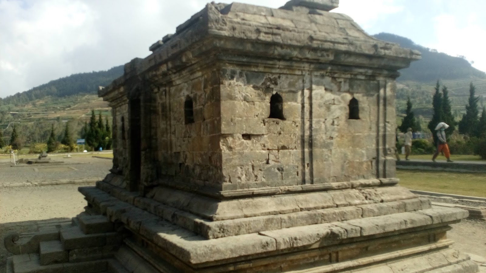 Candi Semar | Sebuah Catatan Petualangan