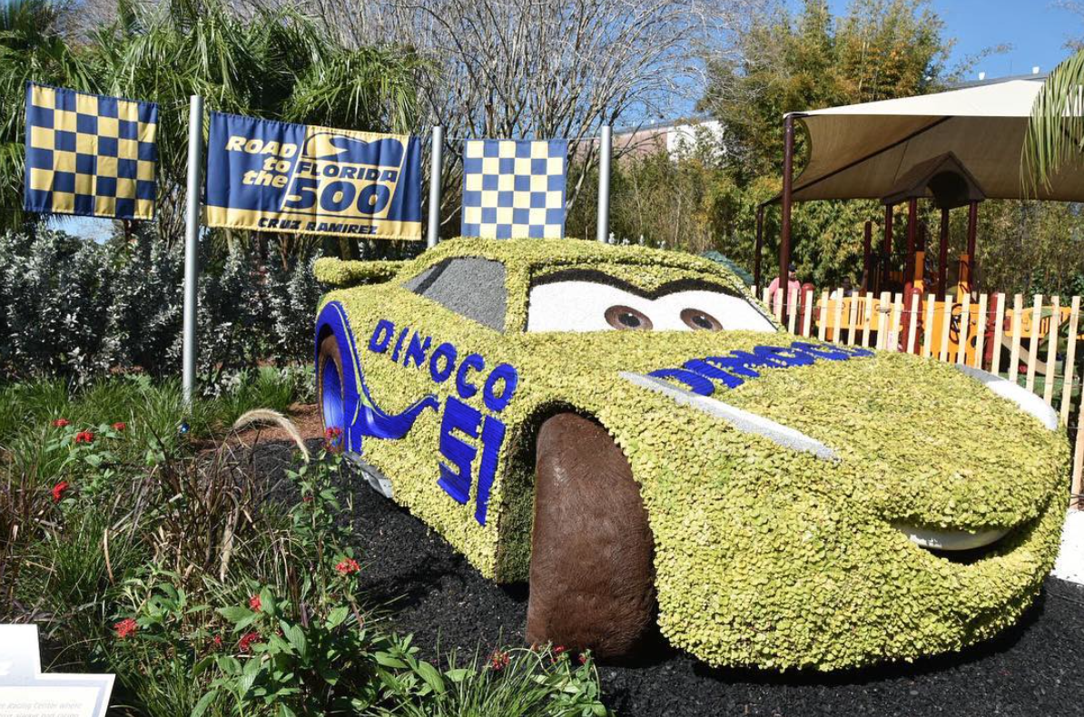 Omtrek Geslaagd Nationale volkstelling Faster Than Fast", Cruz Ramirez of 'Cars 3' Featured at Epcot's Flower and  Garden Festival | Pixar Post