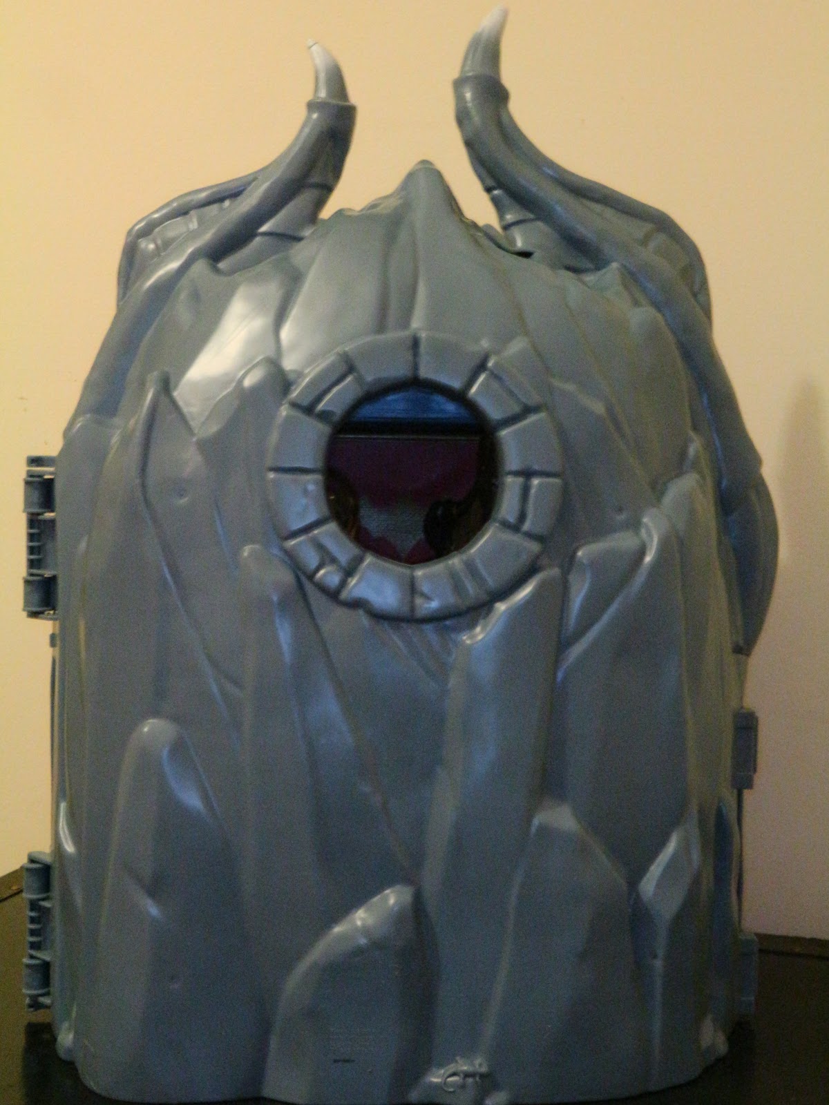 dc primal age the batcave