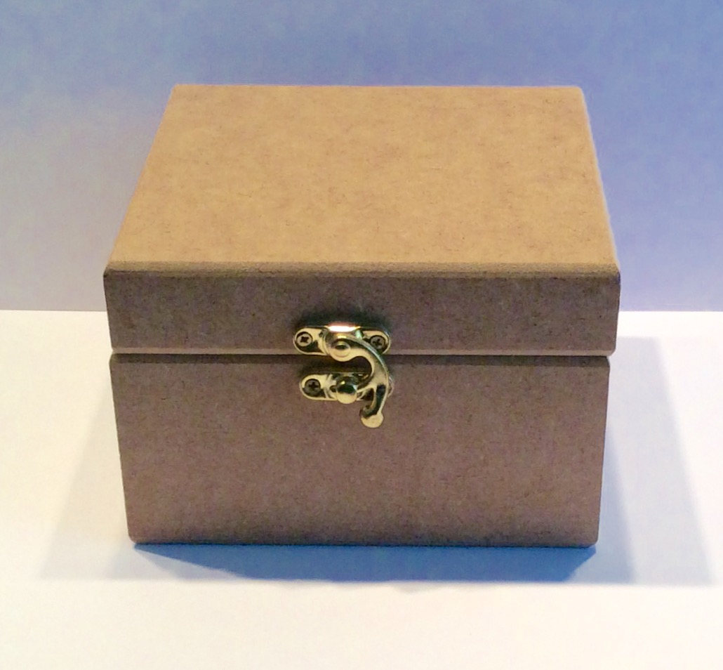 to Lisa.B.Designs MDF Box Tutorial with Imagination Crafts