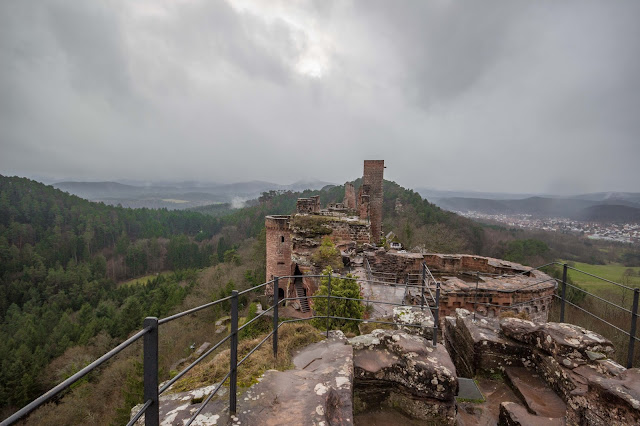 Felsenland Dahn  Wanderung Burgruine Altdahn – Jungfernsprung 06