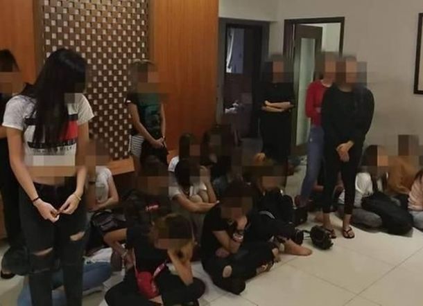 Pesta Seks di Yogyakarta, Pasangan Suami Istri Bercinta, yang Lain Jadi Penonton Pesta Seks di Yogyakarta, Pasangan Suami Istri Bercinta, yang Lain Jadi Penonton