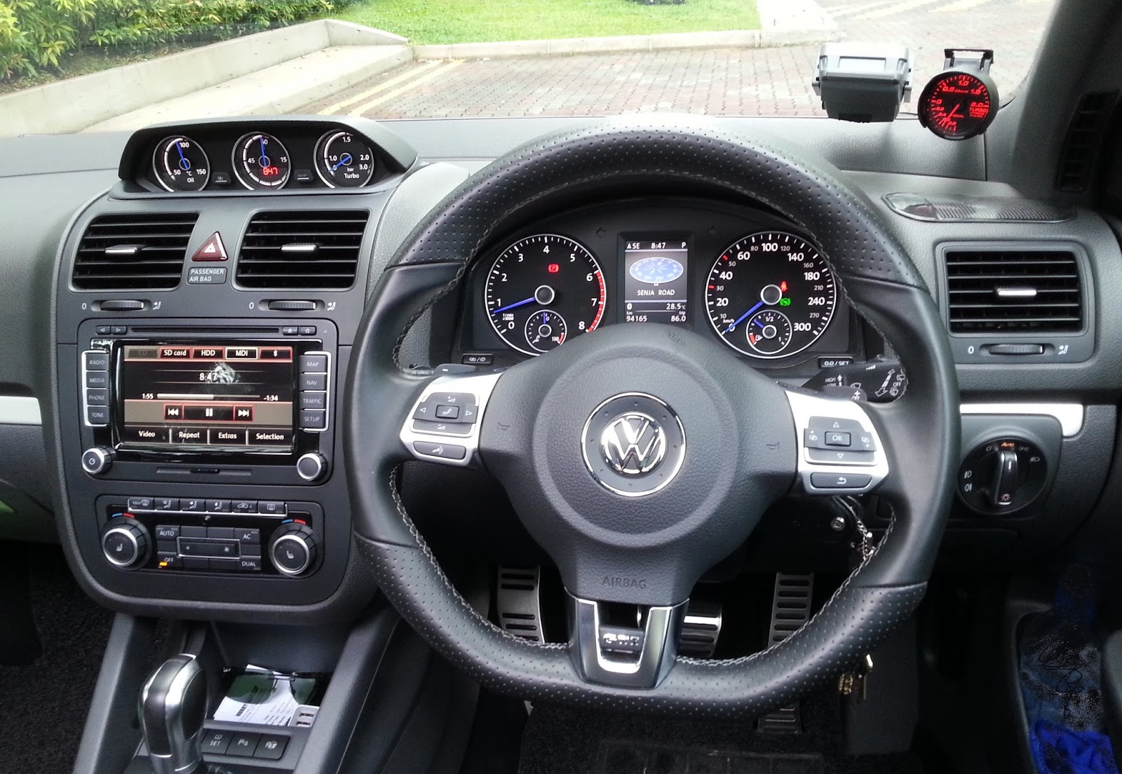 CBX RNS510 & Accessories Auxiliary Cluster on Golf Mk5 GTI