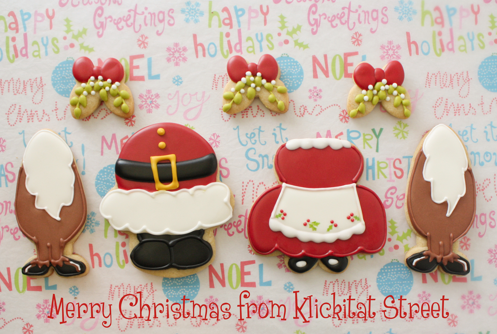 http://4.bp.blogspot.com/-dWGwnmfkETs/UMrrdnfAuQI/AAAAAAAADdQ/ZJATbXr3pGo/s1600/KlickitatStreet+Santa+Belly+Christmas+Cookies.jpg