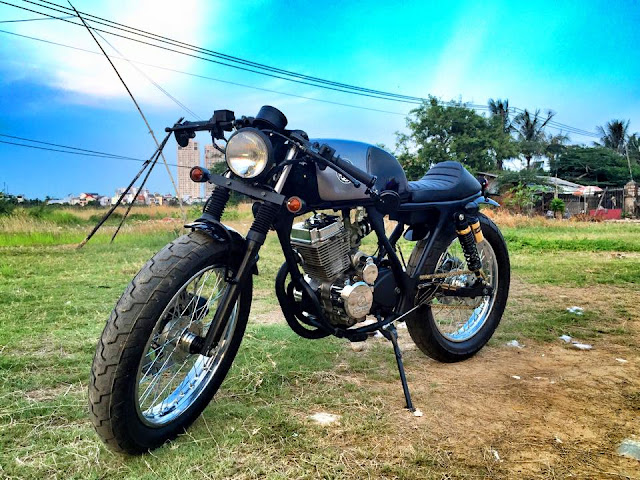 Xe Daelim 125 độ Cafe Racer của Việt Nam Xe Daelim 125 độ Cafe Racer của Việt Nam