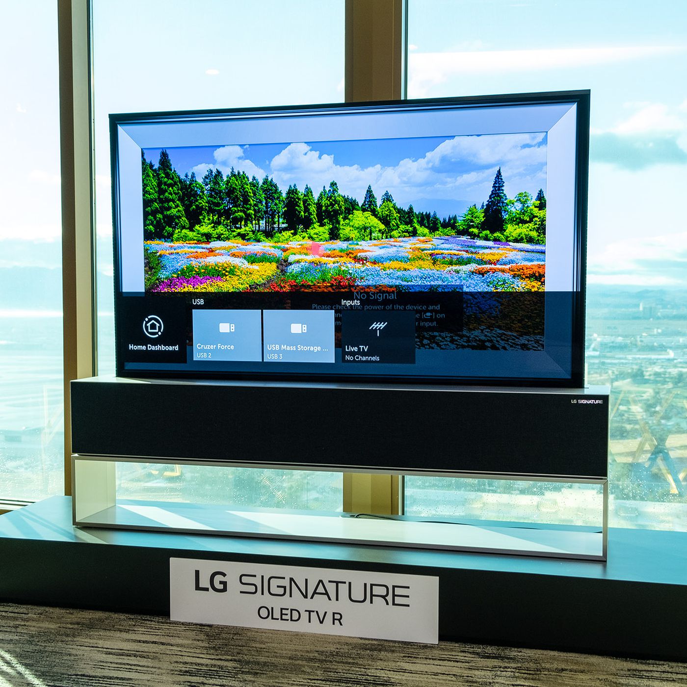 LG's rollup TV Showcased at CES 2019