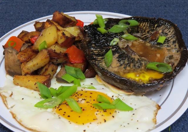 healthy breakfast with eggs, eggs baked in the portobello mushrooms, loaded scrambled egg healthy breakfast with eggs, eggs baked in the portobello mushrooms, loaded scrambled egg