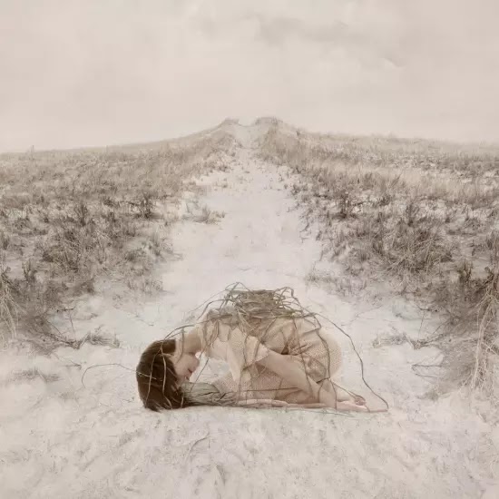 A surreal e emotiva fotografia de Jennifer Thorenson Jennifer Thorenson arte fotografia surreal emotiva narrativas