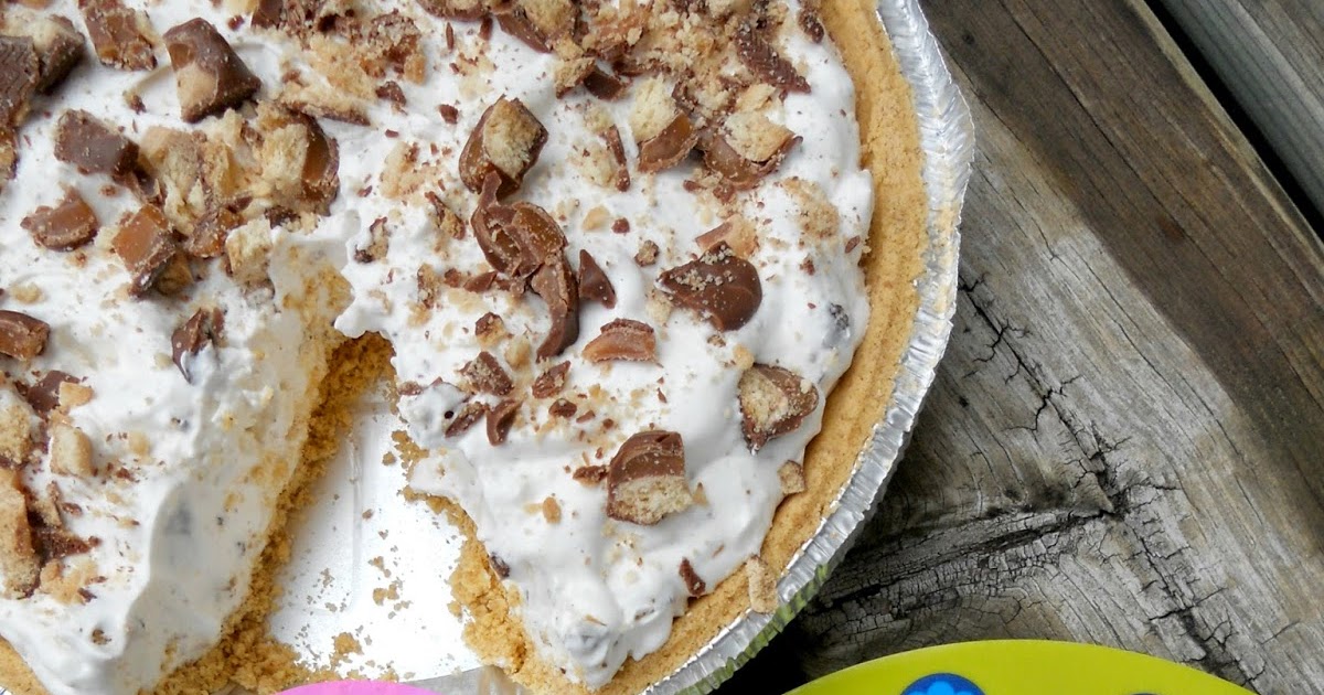 Ally's Sweet and Savory Eats: Creamy Twix Pie
