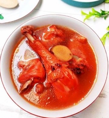 Masakan Yang Menggunakan Angkak Sup Ayam Merah Penambah Darah dan Gizi