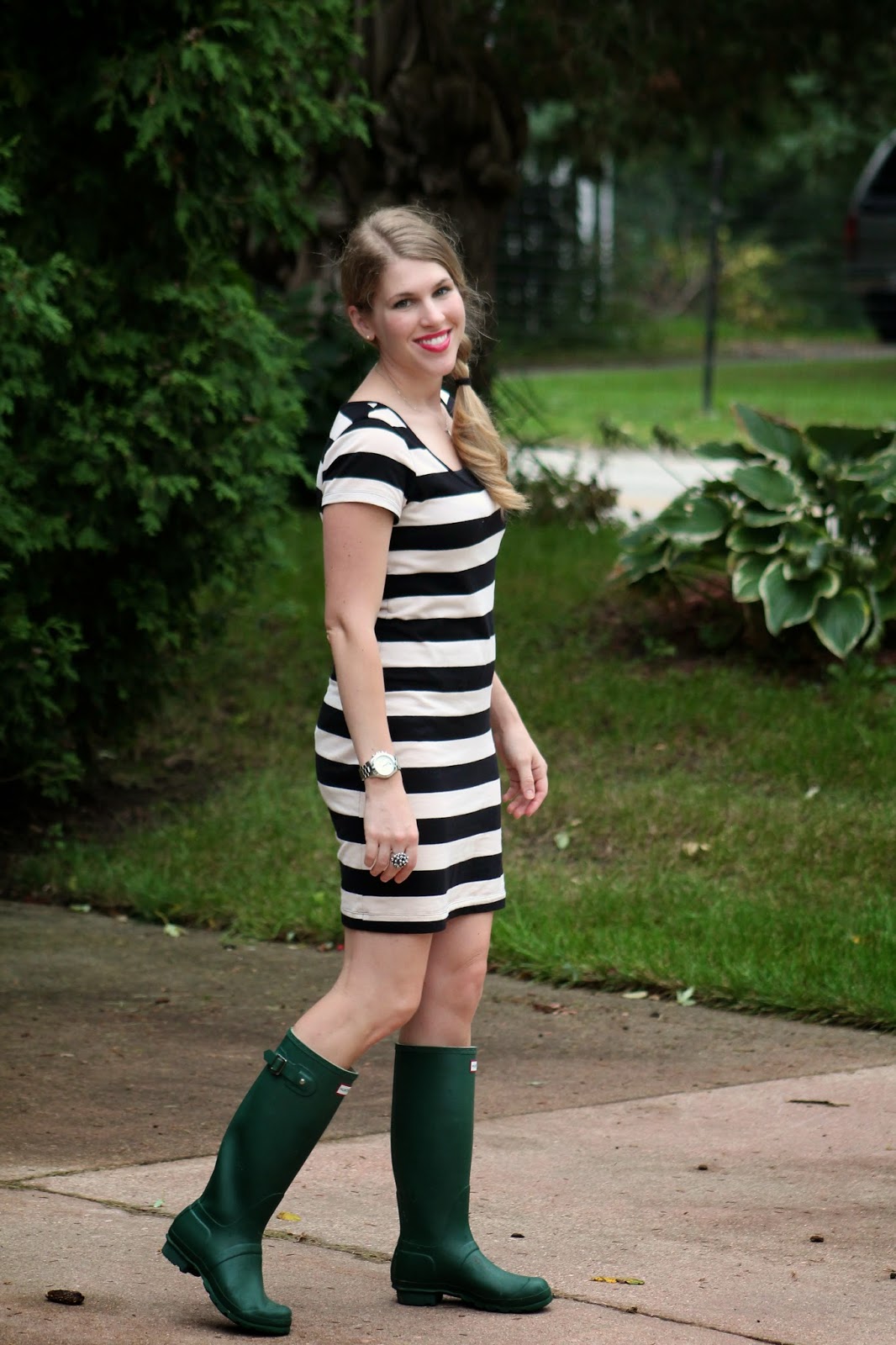 Rainy Days and Hunter Boots - I do deClaire