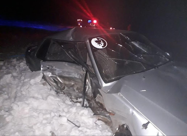 В Дуванском районе столкнулись Mitsubishi Lancer и ВАЗ-2115: есть пострадавшие В Дуванском районе столкнулись Mitsubishi Lancer и ВАЗ-2115: есть пострадавшие