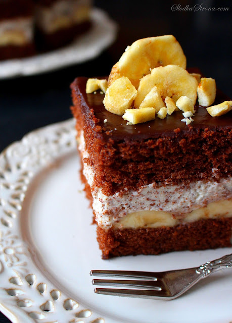 Ciasto Czekoladowe z Kremem Straciatella i Bananami