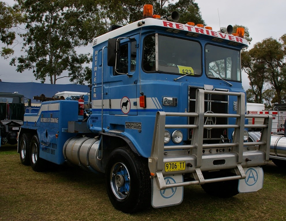 Historic Trucks: Sydney Classic and Antique Truck Show 2014 - British ...
