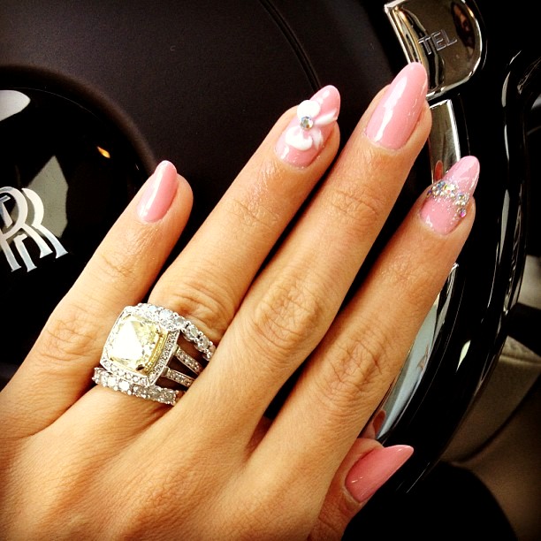 Leyla Milani Khoshbin Fabulous Manicure And Diamonds