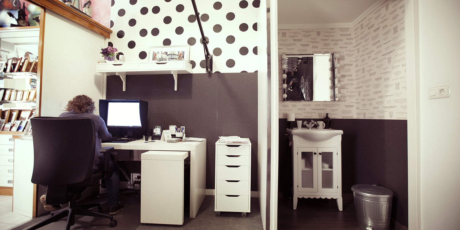 Nuestro loco loco local. Conócenos..seguro que te suena...esto lo he