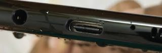 Попадання вологи в USB-порт Galaxy S8