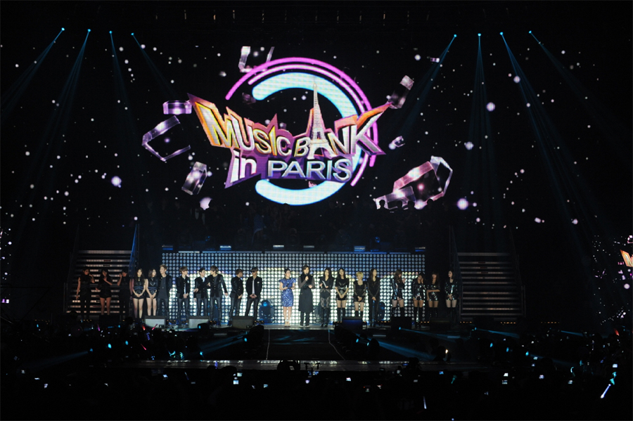 SNSDlife {PICTURE} SNSD live in MUSIC BANK PARIS SNSDlife {PICTURE} SNSD live in MUSIC BANK PARIS
