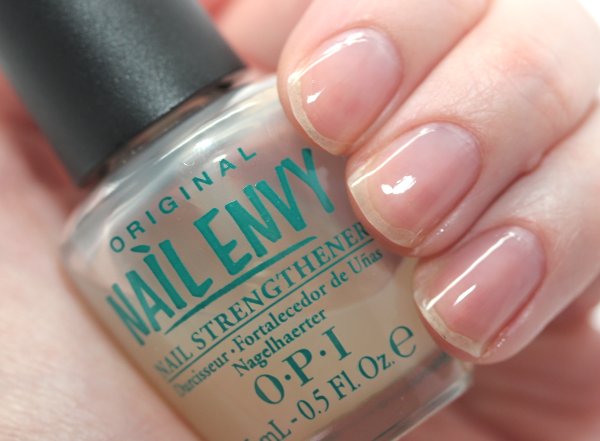 OPI Nail Envy - Hold Out for More - wide 8