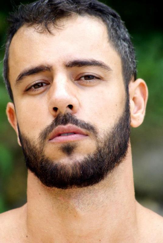 Sábio-Lopez-surfista-brasileiro-sarado-maduro-Boys-Na-Web (12)