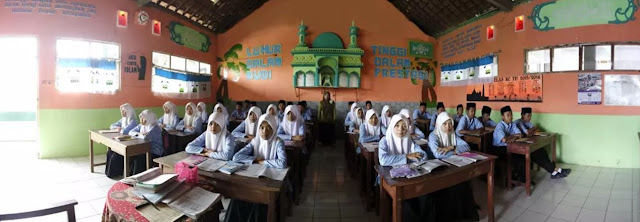 41 Dekorasi  Kelas  SMP  yang Kekinian Paling Keren  dan Hits 