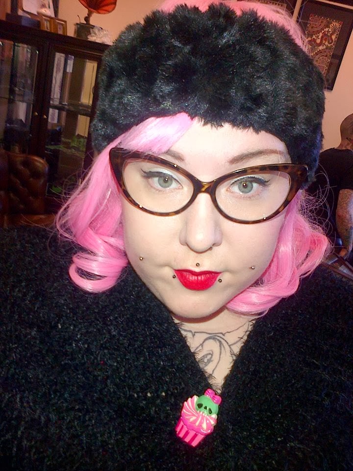 PlusSize Polkadots Cheek piercing experience and advice!