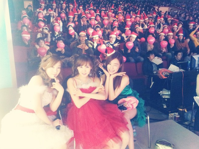taetiseo%2Bchristmas.PNG