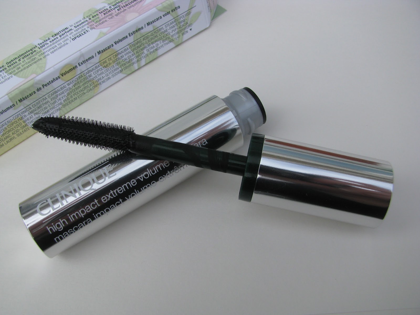 London Beauty Review: Review - Clinique High Impact Volume Extreme Black