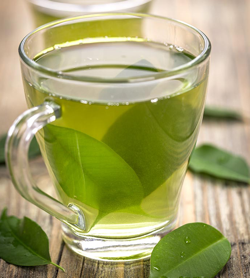 Green Tea 30 Anti-Aging Foods for Women That'll Keep You Feeling Young