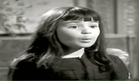 شاهدت قناة العرب، صورة نادرة ومثيرة وصادمة للطفلة فيروز، وهي شابة مكتملة الأنوثة، بإطلالة تنافس سعاد حسني. لن تصدق أن هذه فيروز فعلاً