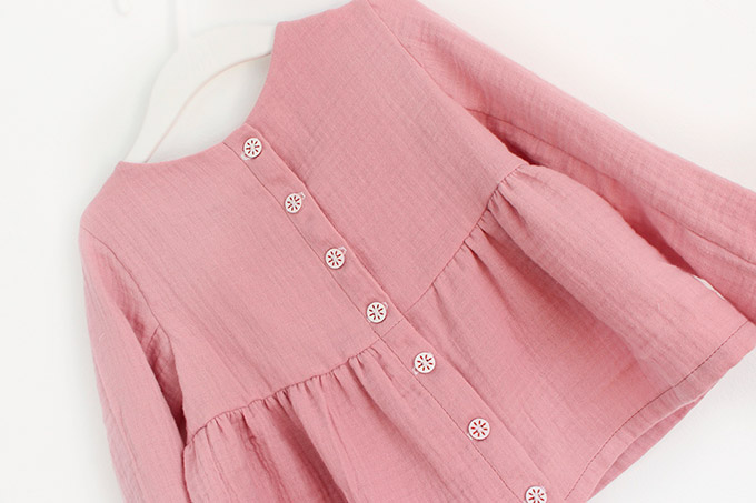 COMO HACER UNA BLUSA CON BOTONES diy-blusa-botones-costura-francesa