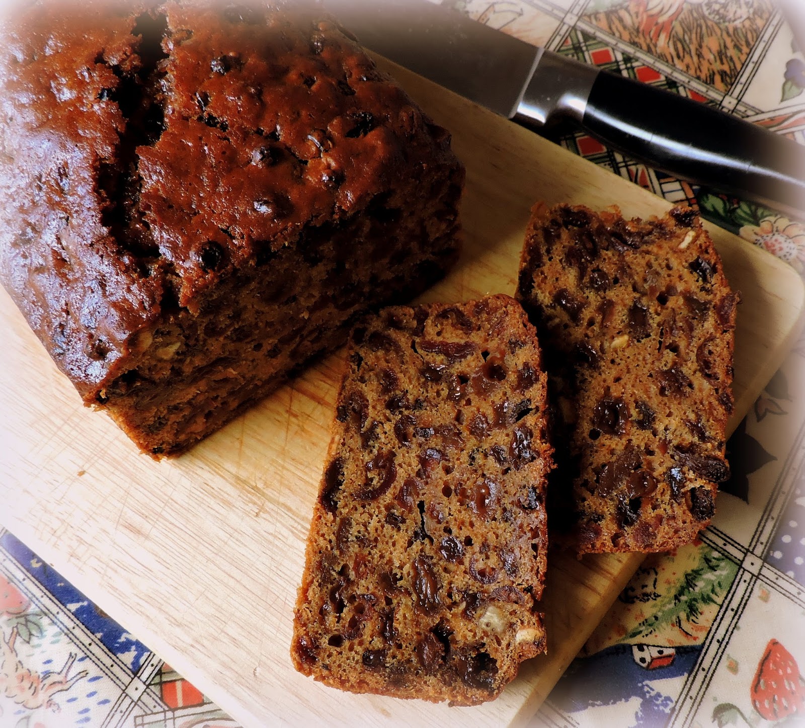 The English Kitchen Earl Grey Fruited Tea Loaf