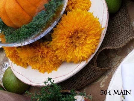 Fall Tablescape by Holly Lefevre of 504 Main