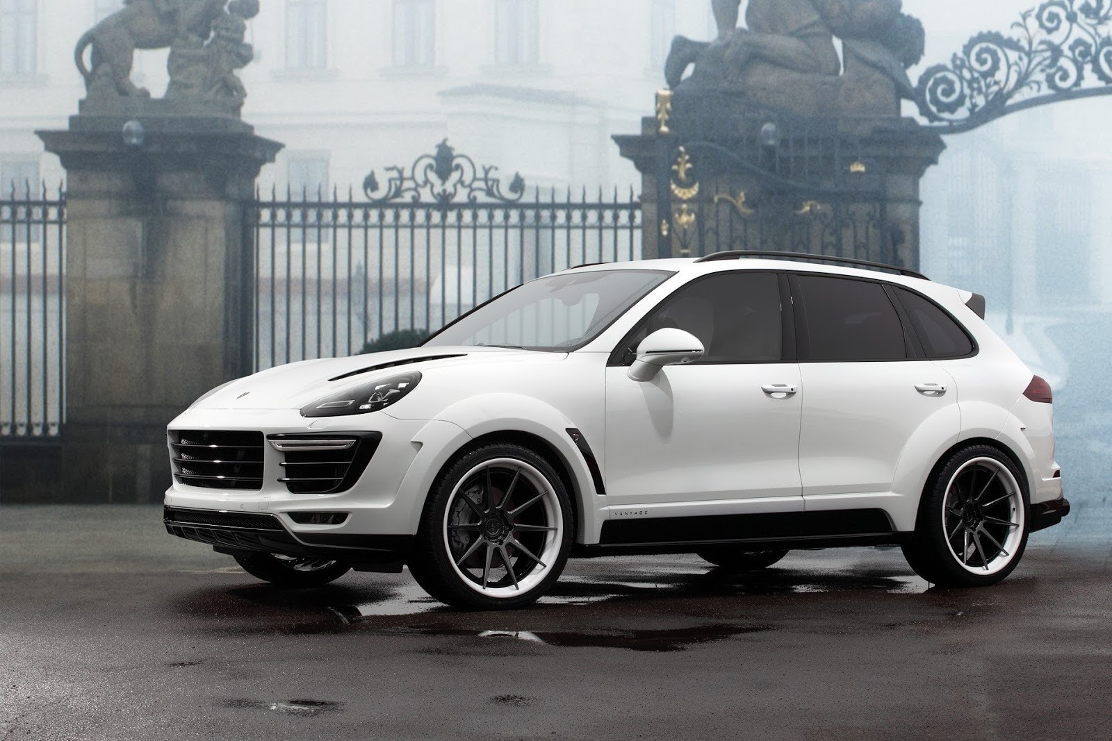 Porsche Cayenne Vantage